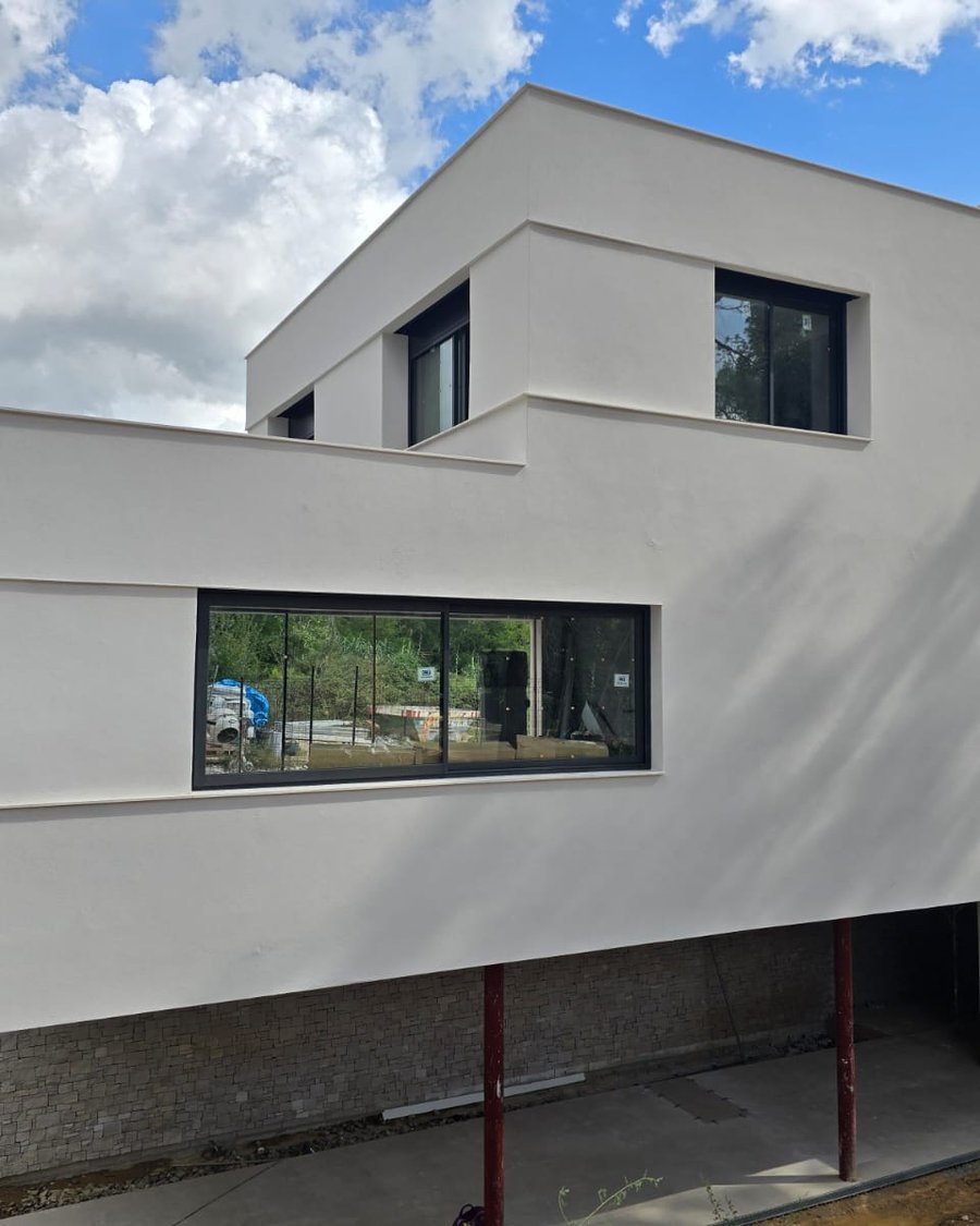 Revestimiento térmico de vivienda unifamiliar en Cerdanyola