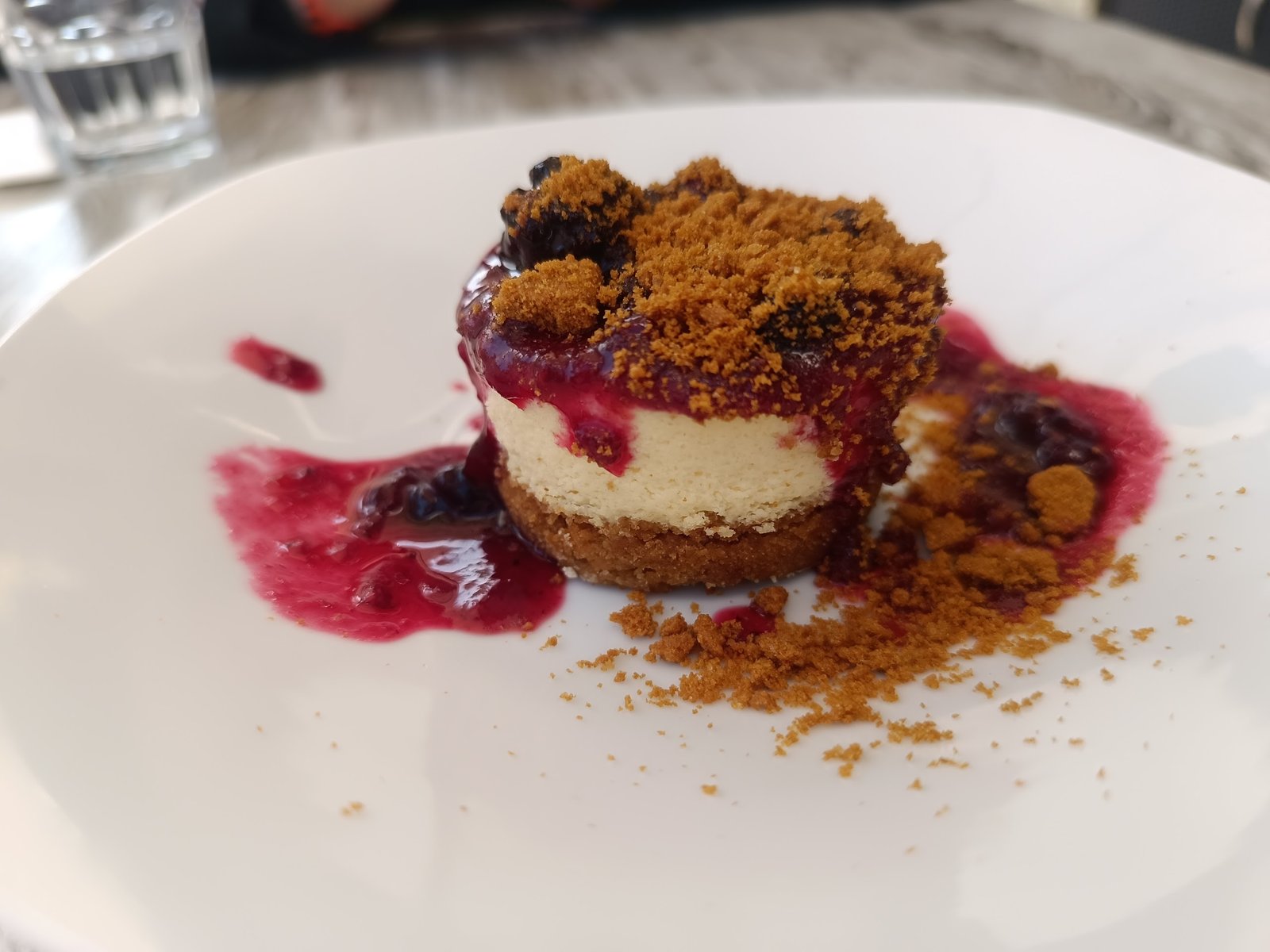 Tarta de queso con frutos rojos de L'altre Can Mario's